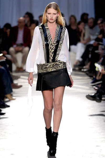 Look 21
